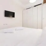 Primo Piano - Rosellini Apartman