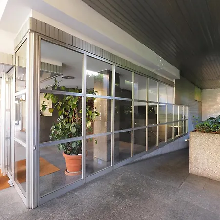 Apartment Primo Piano - Rosellini Mailand